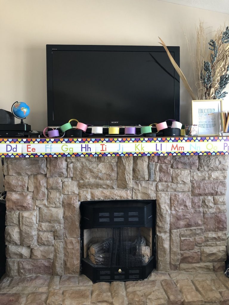 back to school mantle